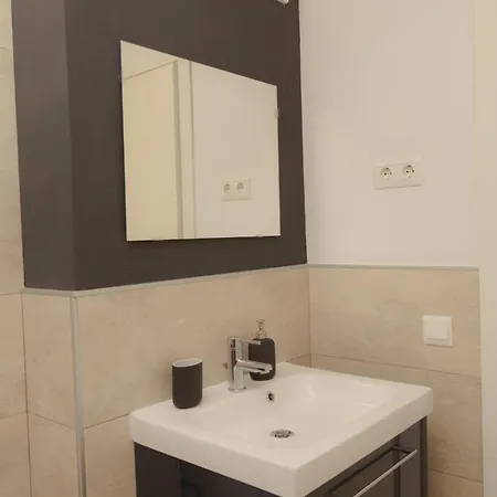 Tu Hogar 16 Pax Parking,piscina Y Desayuno Incluido * Ronda