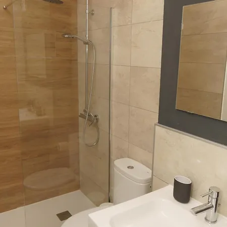 Tu Hogar 16 Pax Parking,piscina Y Desayuno Incluido Apartment