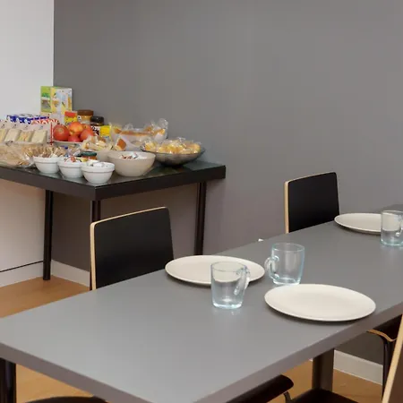 Tu Hogar 16 Pax Parking,piscina Y Desayuno Incluido Apartment Ronda